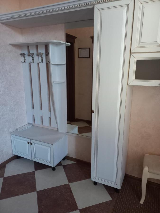 Гостиный Двор Надежда Hotel Khlibodarske Eksteriør billede