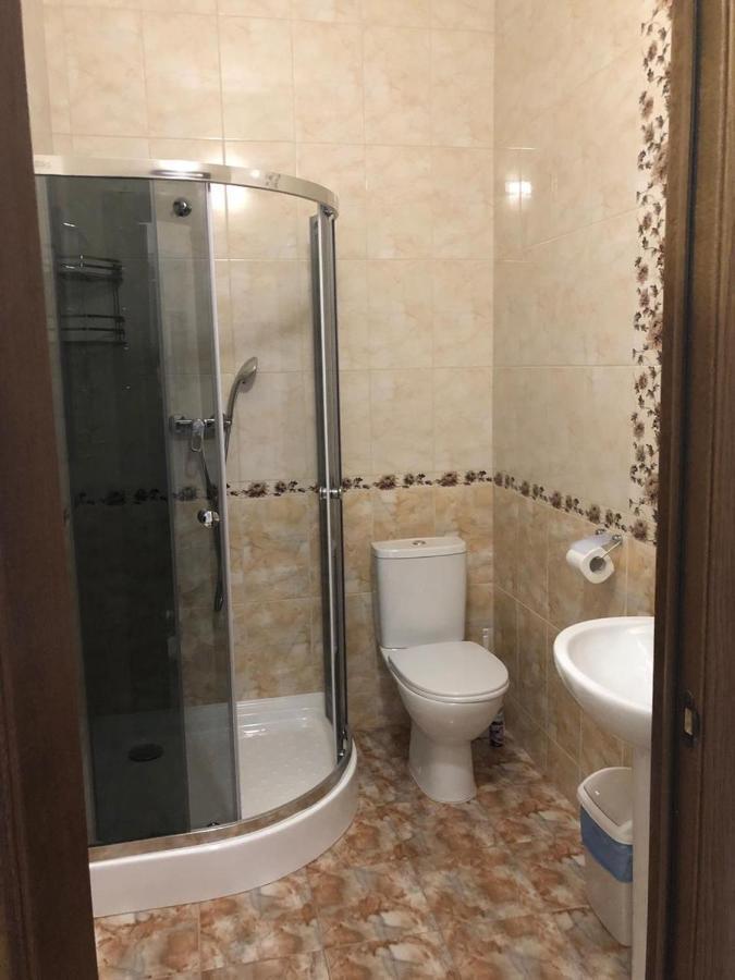 Гостиный Двор Надежда Hotel Khlibodarske Eksteriør billede